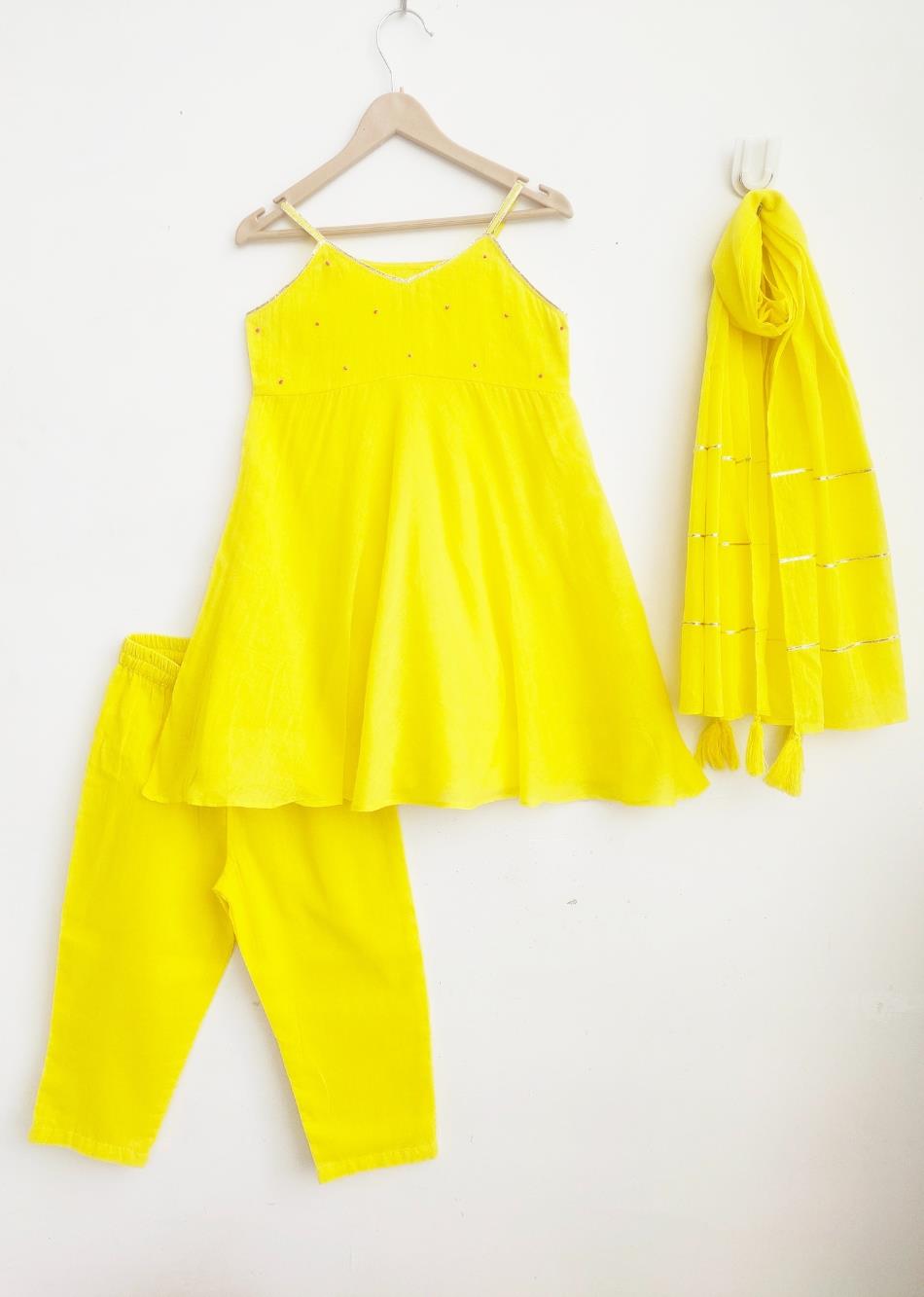 Jiyara Neon Yellow Strappy Anarkali (Set Of 3) By Jovi Fashion