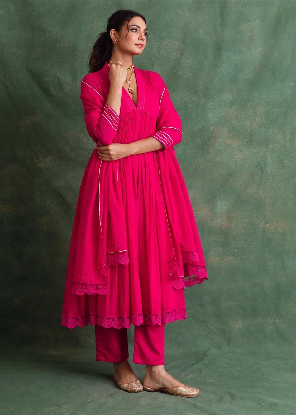 Rangrezee - Rani Collar Neck Anarkali (Set of 3) By Jovi Fashion